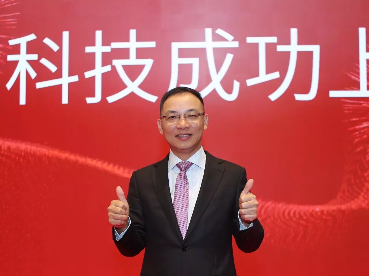 江西九江3位大富翁,2人身价百亿?90岁老翁名字被估值超千亿