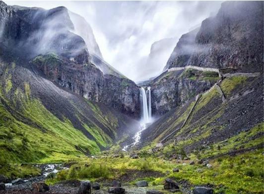 欣赏长白山美景,发现大自然的草木之美
