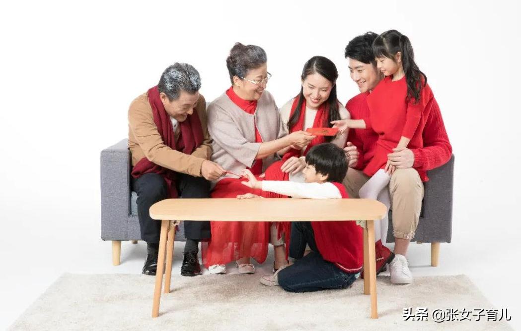 哥哥不给我发压岁钱,哥哥从来不给妹妹钱