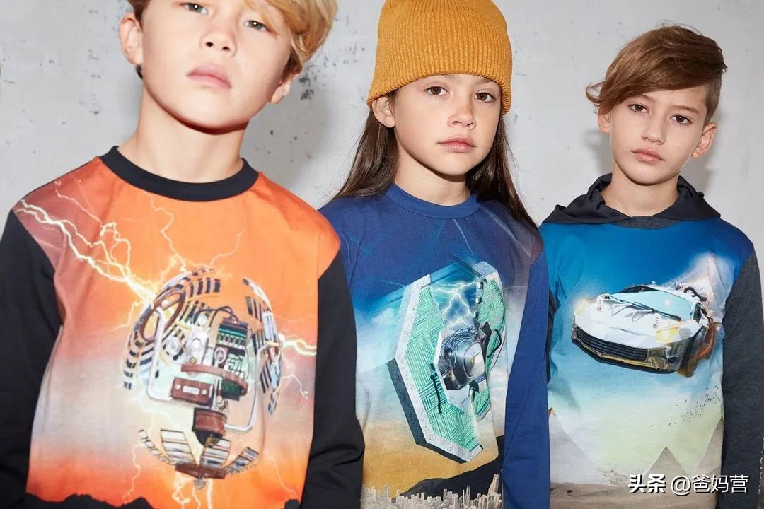 安吉丽娜朱莉有多爱她母亲,安吉丽娜朱莉爱小孩