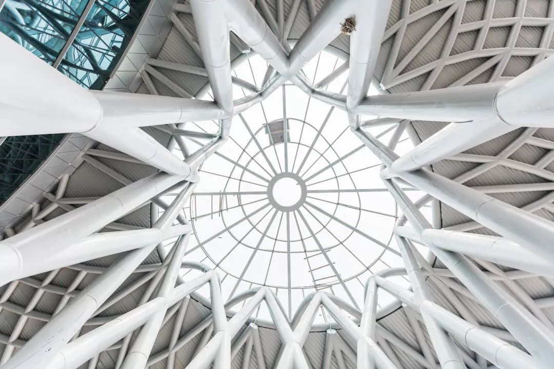 全域旅游星空屋顶“砚生水墨”.来肇庆新区体育中心领略现代美学