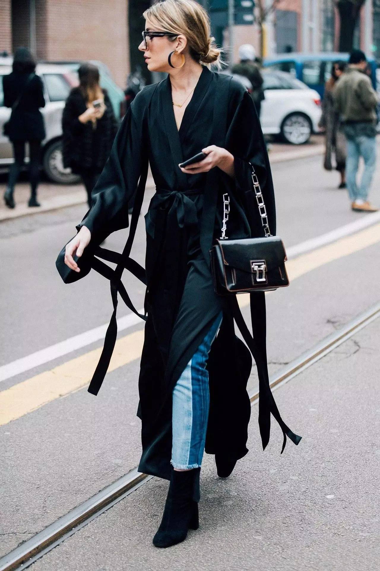 复古裙子裤子怎么搭配好看,复古裙裤怎么搭配上衣