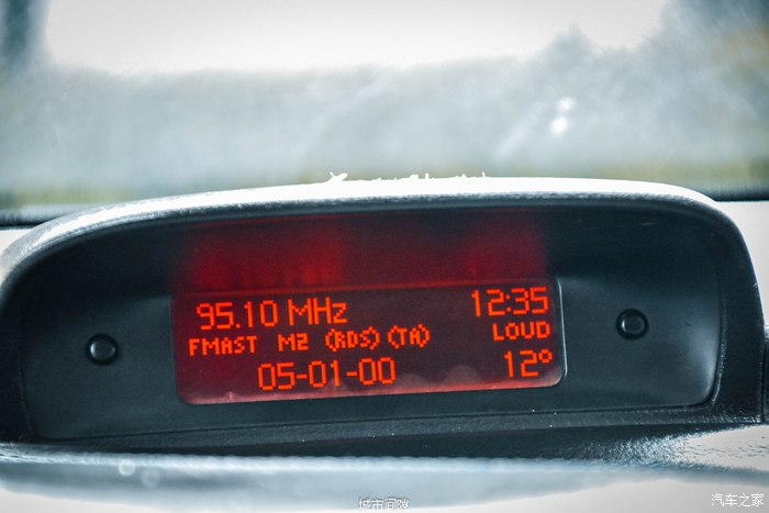 2014进口标致307cc敞篷2.0自动,05年标致307cc敞篷二手车多少钱