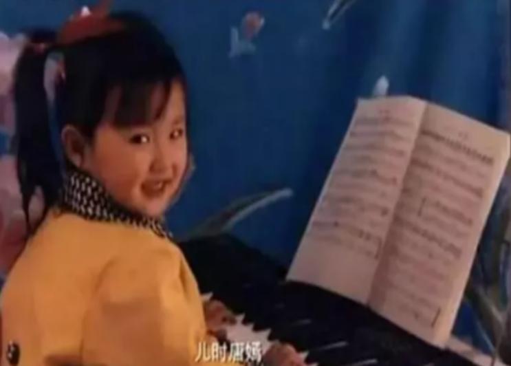 傻白甜鼻祖唐嫣演技遭质疑,傻白甜黑化是什么样子的