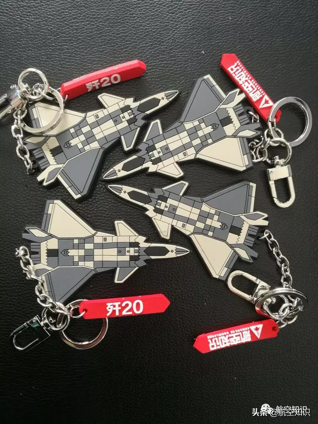 歼20的头盔显示器,歼20飞行员头盔多少钱