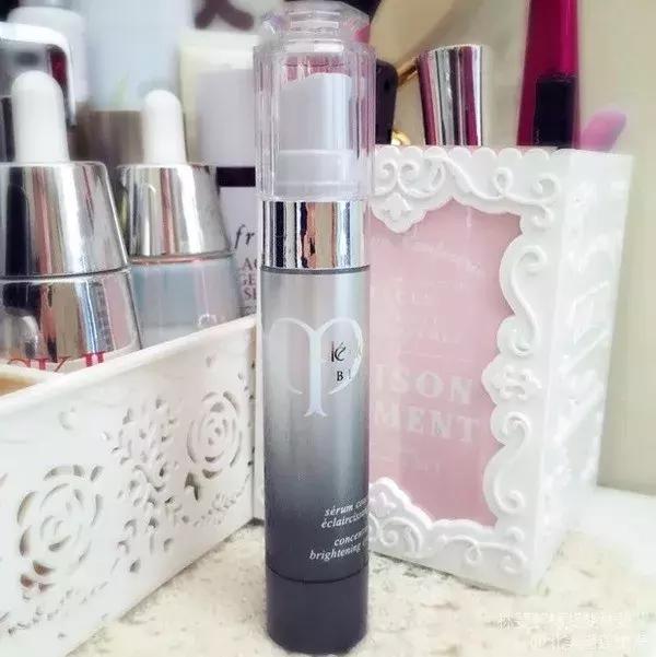 拥有这几种眼霜，你就是这条gai上最靓的仔