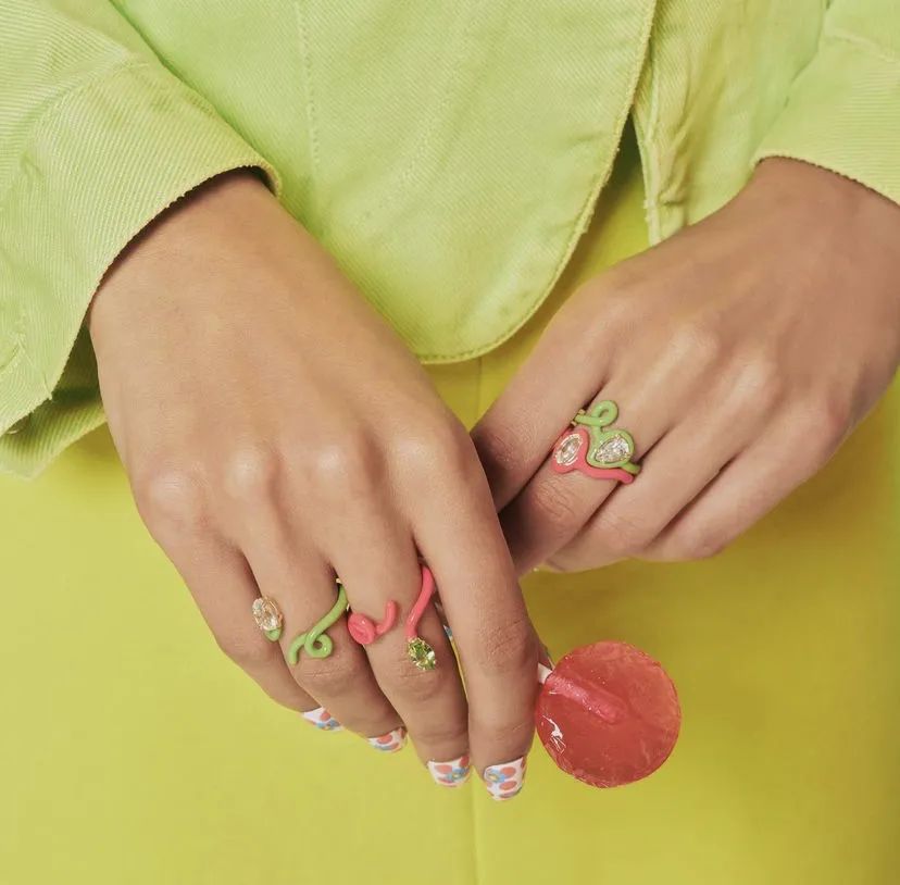 这个夏天你值得拥有的首饰系列,最流行不过时的戒指