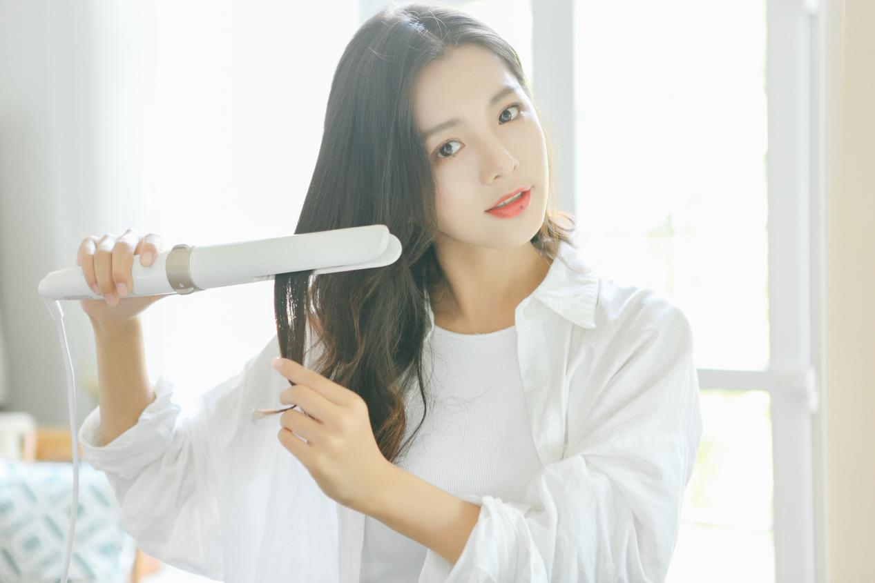 自动卷发棒太适合手残的小仙女了,短发懒人自动卷发棒