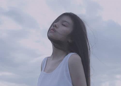 你走进了我的心房原唱,你走进了我的心房的歌词