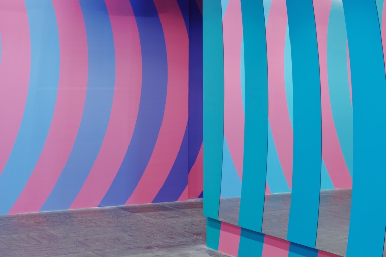 星巴克咖啡馆拍照效果图,有创意的咖啡厅设计