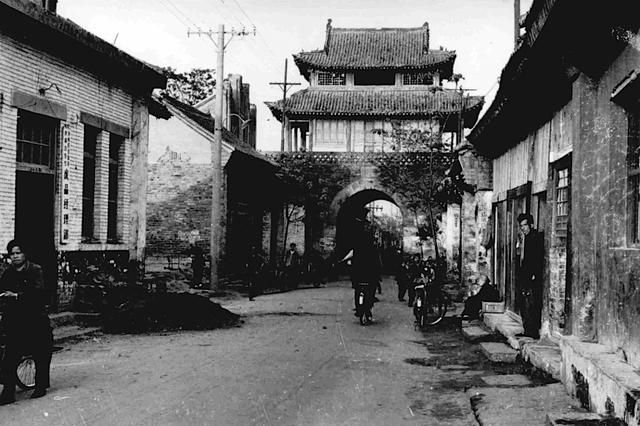 惩前毖后成语故事,成语典故小故事双管齐下