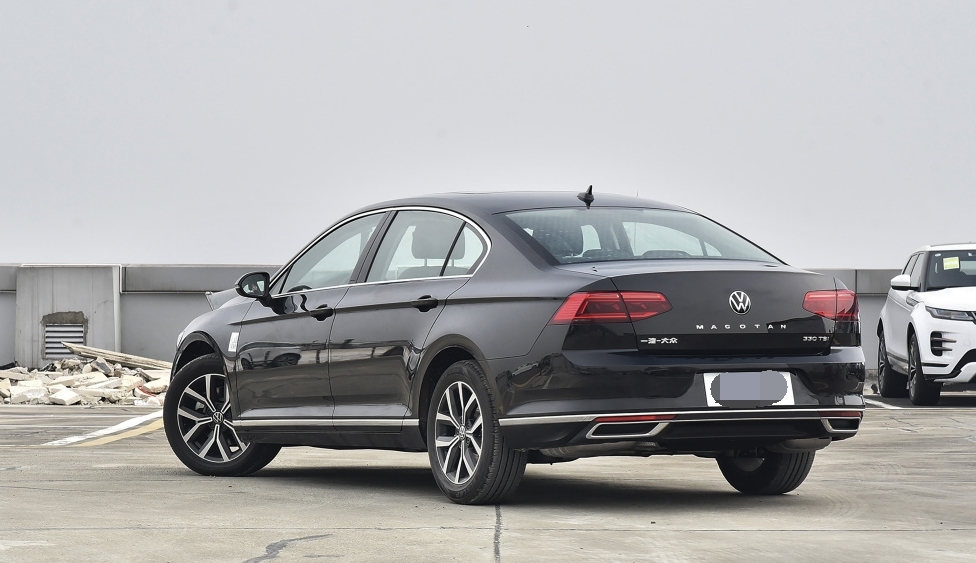 大众迈腾到底怎样,大众迈腾怎么看该加不加油