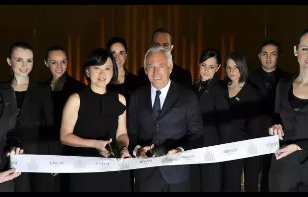 乔治阿玛尼设计师设计风格,被娱乐圈耽误的设计师