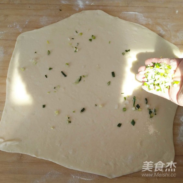 烙饼不起层的诀窍有哪些,烙饼柔软起层有秘诀教你这3个