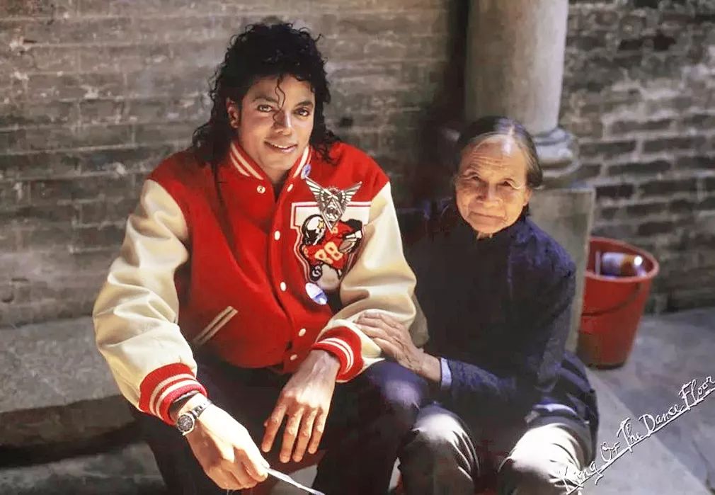 听迈克尔杰克逊的歌看乔丹打球,还会有人在听迈克尔杰克逊吗