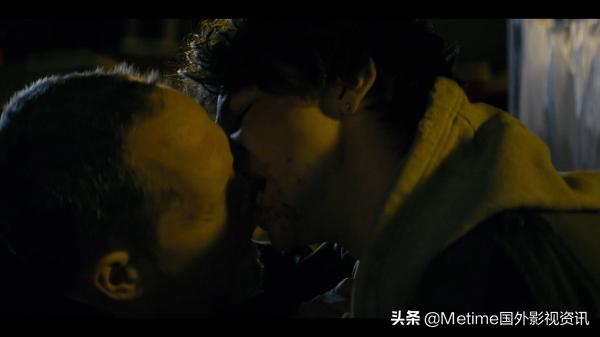 美剧《韦恩》：没有导读，就是像剧一样这么硬核