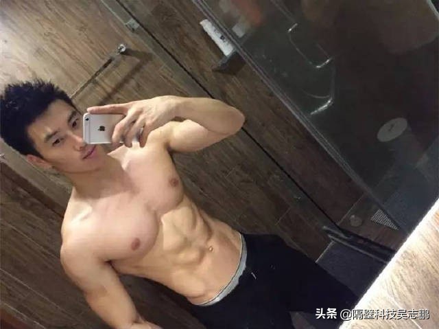 李佳淇,一个身材灰常好的健身教练