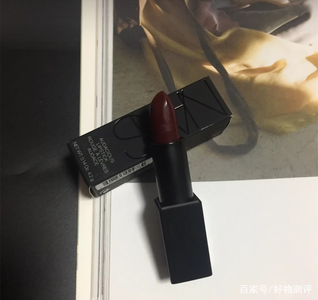 不得不爱！超适合秋冬的气质姨妈色口红！