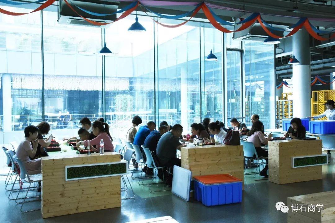 “最后一天上班的马云”从马云看阿里巴巴