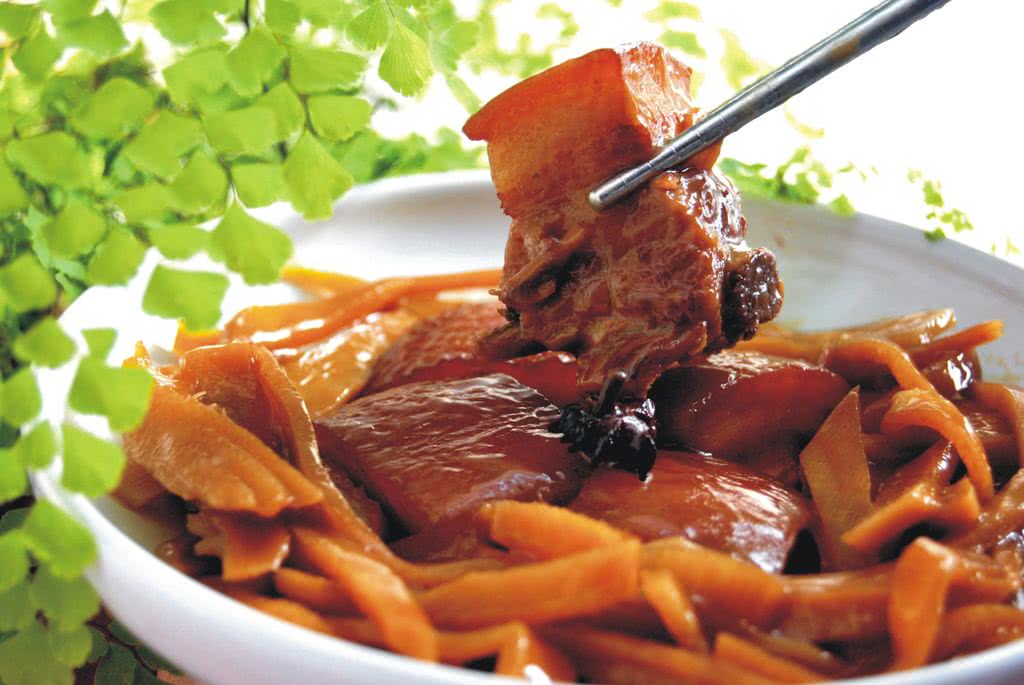 竹笋烧肉做法简单家常,竹笋烧肉最正宗的做法