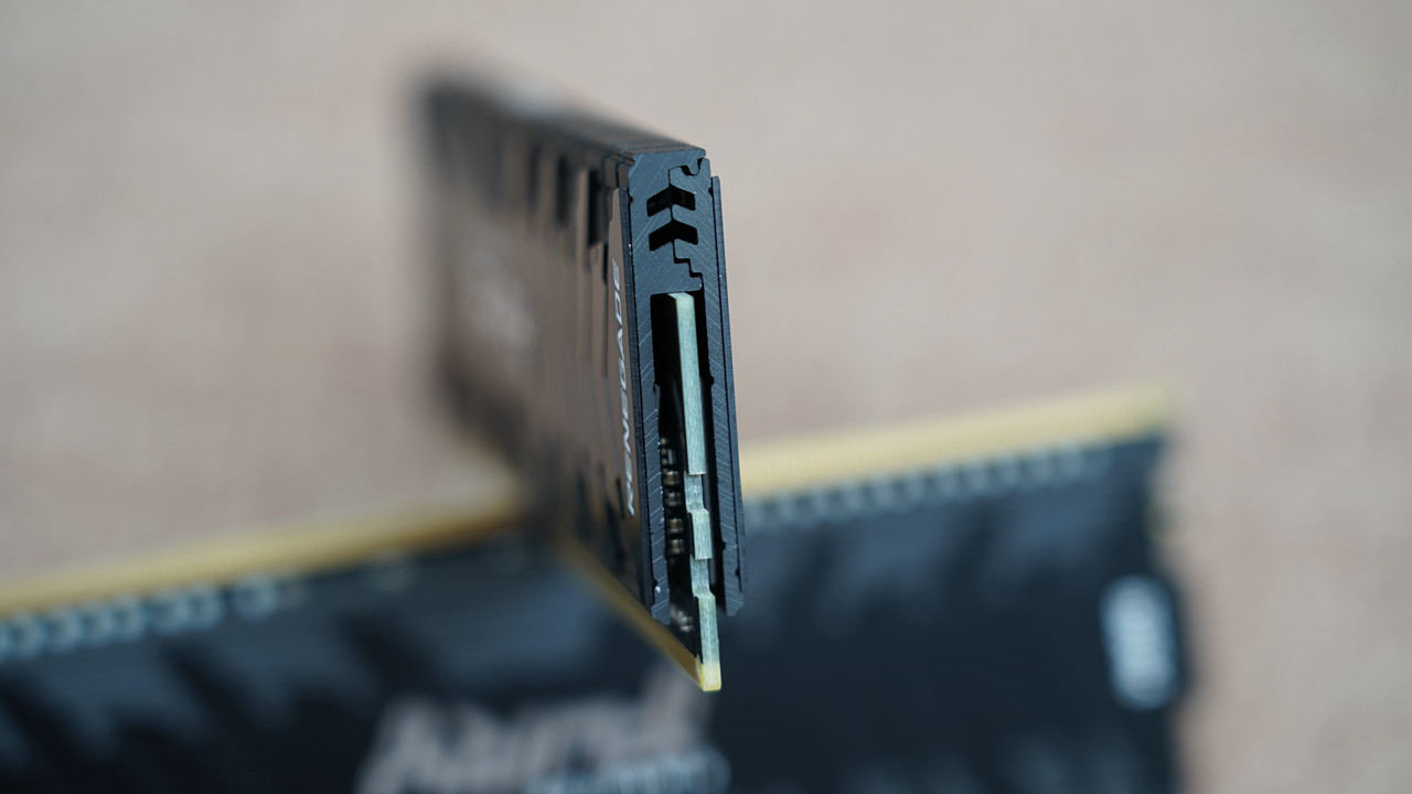 换个“马甲”就不认识你了?金士顿叛逆者DDR43600内存体验分享