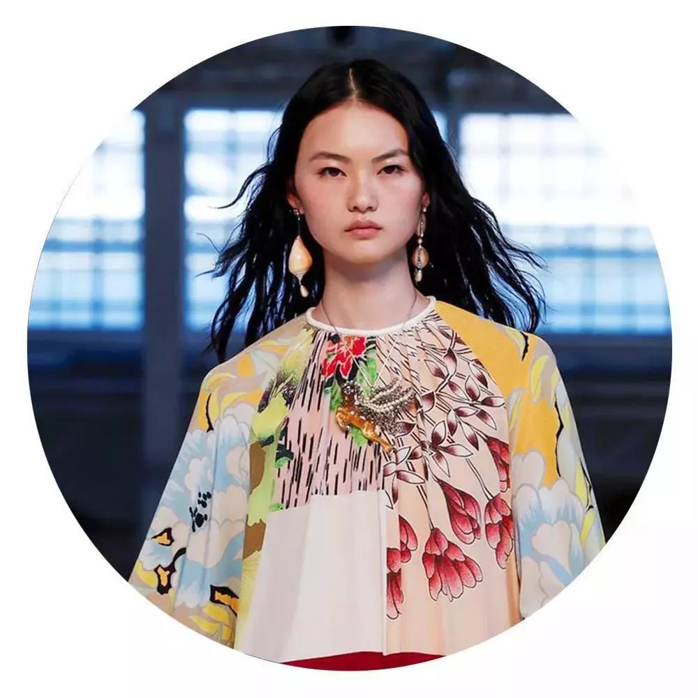 etro近况,etro佩斯利花纹真丝连衣裙