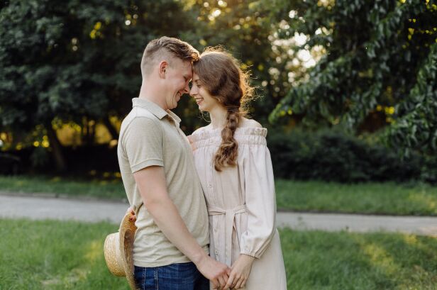 女生说我睡啦高情商回复,女生说要睡了男生该如何回复