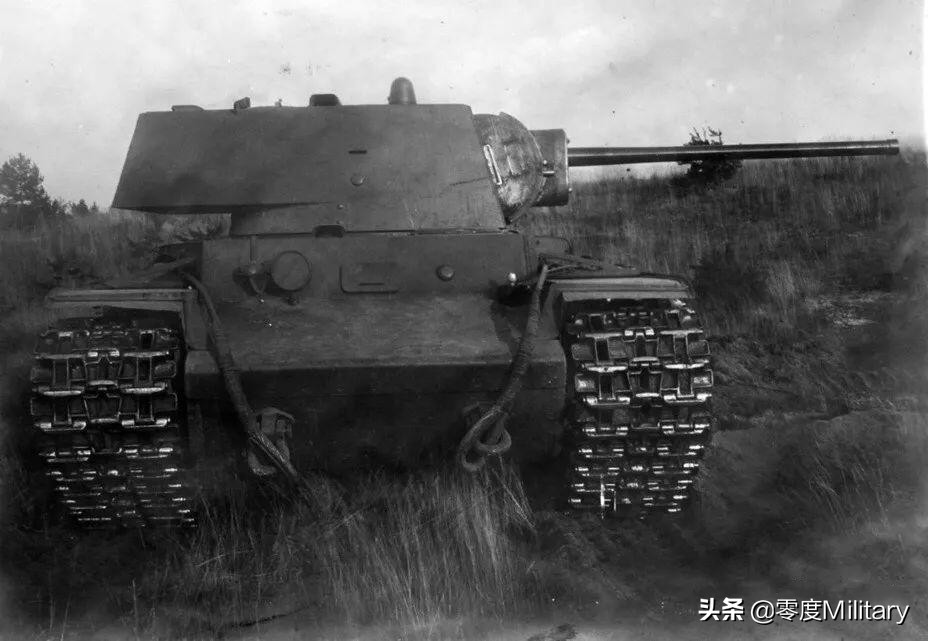 战争初期的红色重拳装甲部队的噩梦深度解析：KV-1重型坦克