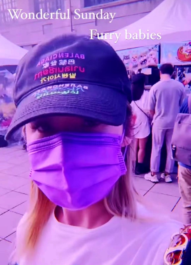 萧亚轩被狗咬伤脸部照片,萧亚轩被狗咬伤脸部怎么修复的