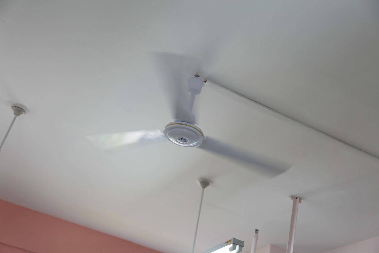 远离炎热，美的智弧守护一夏