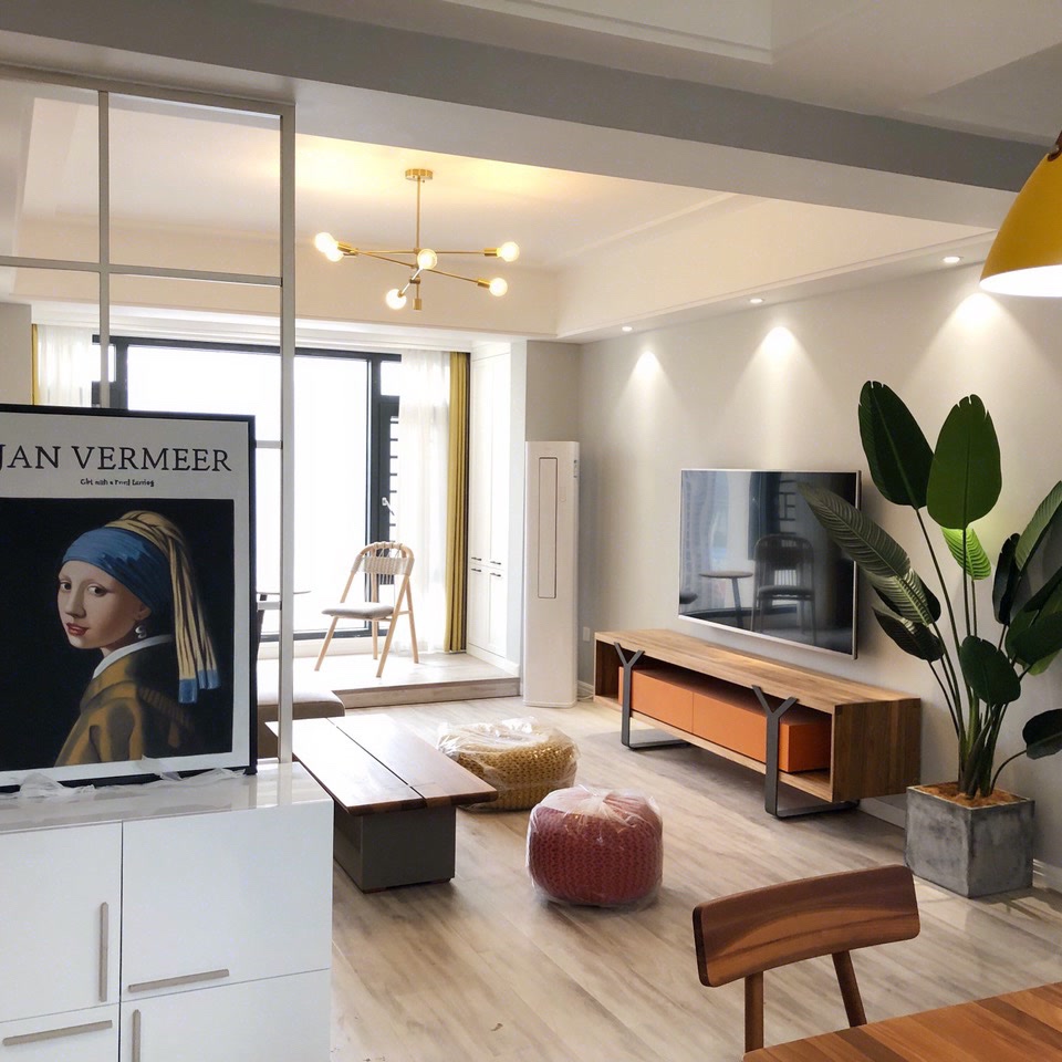 墙面装修加固防潮防虫是刷什么,二次装修墙面可以直接刷乳胶漆吗