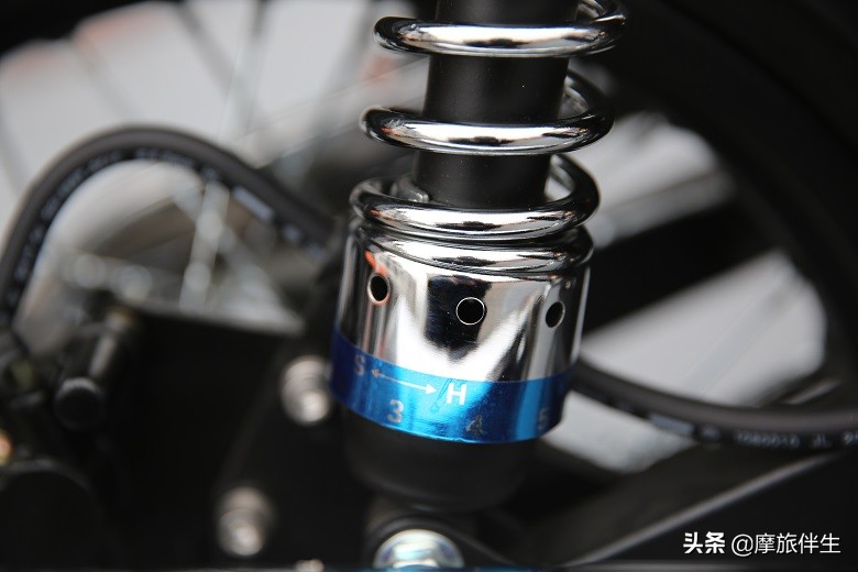 凌志阿瑞斯250复古机车价格,阿瑞斯250低配和顶配区别