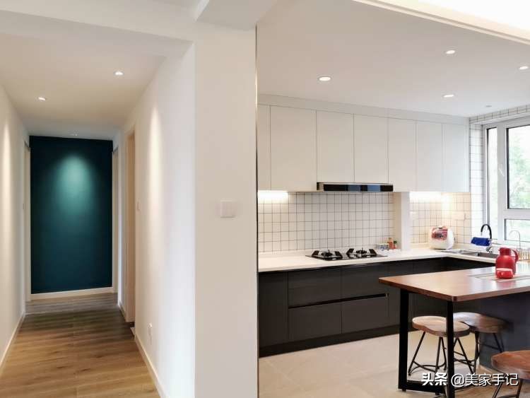 沙发不靠墙摆放书柜效果图,客厅沙发不靠墙的书柜