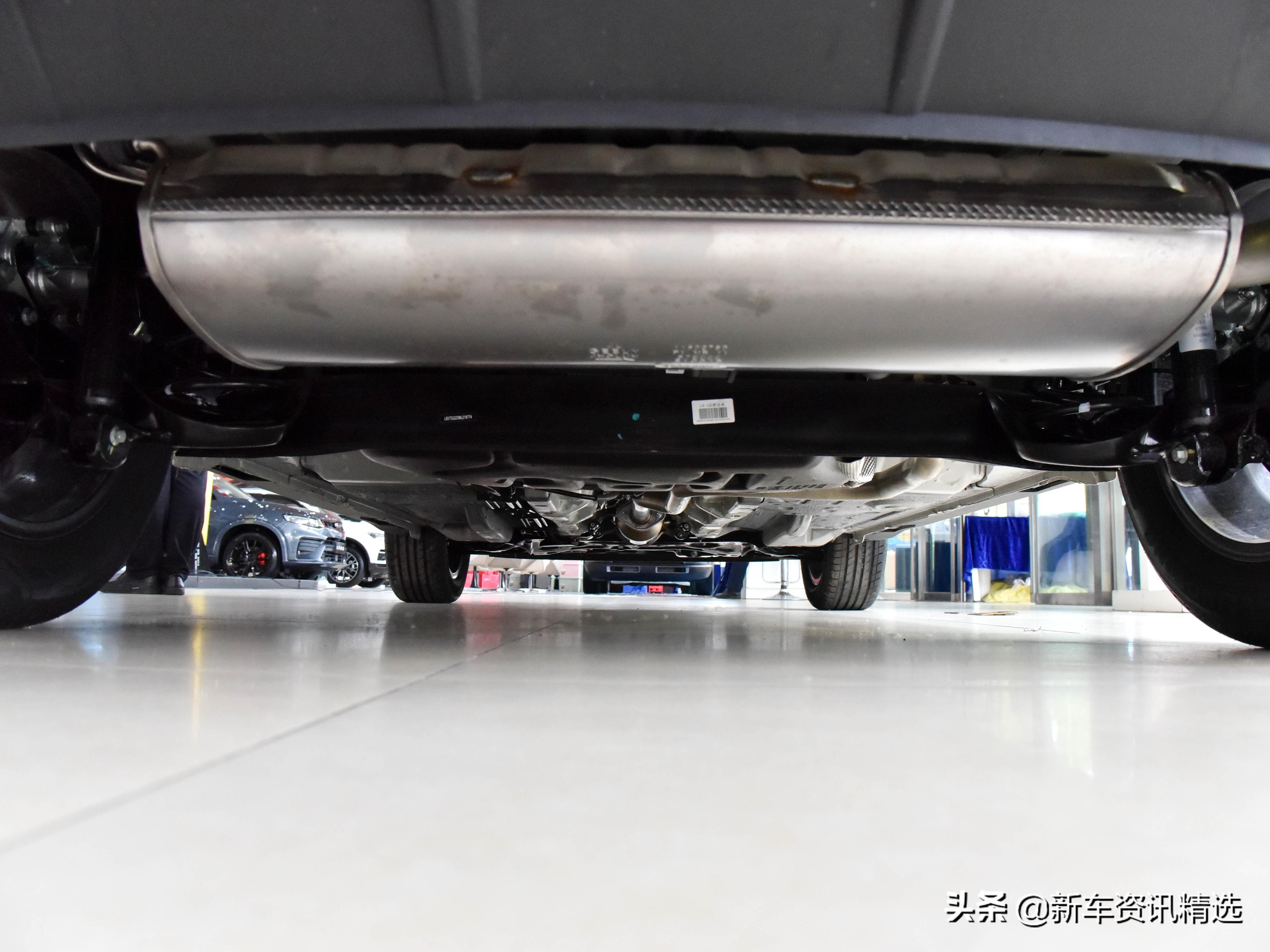 性价比决定一切谈吉利远景x3,5万级标杆suv吉利新款远景x3