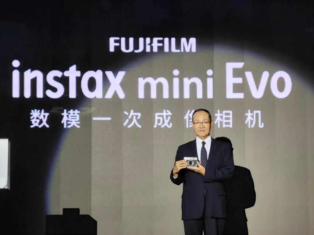 富士instaxminievo哪里可以买,富士instaxminievo高级用法