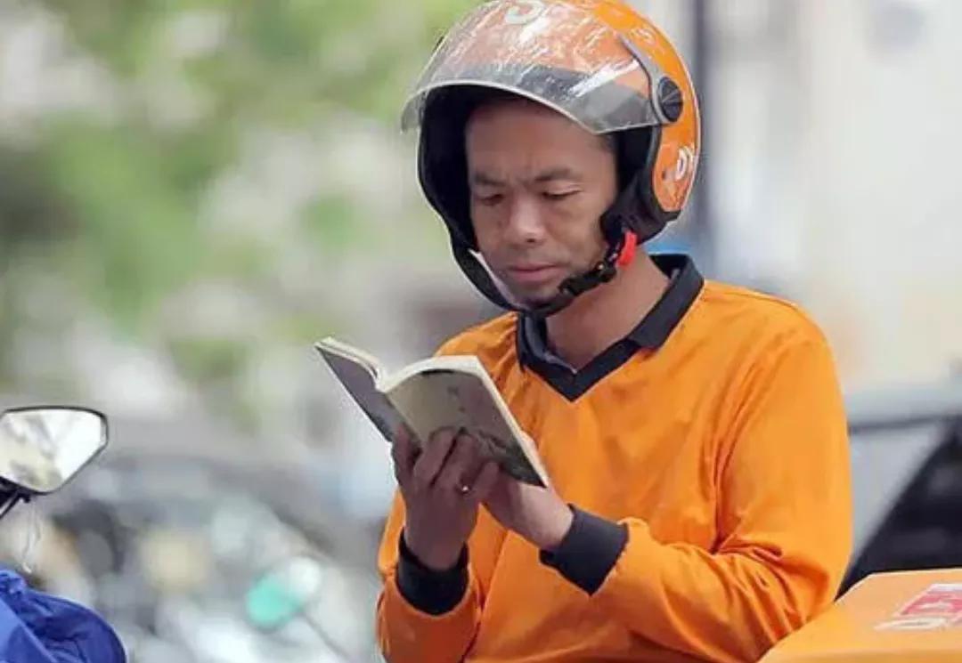 状元放弃百万年薪去做老师,为什么要放弃百万年薪来做教育