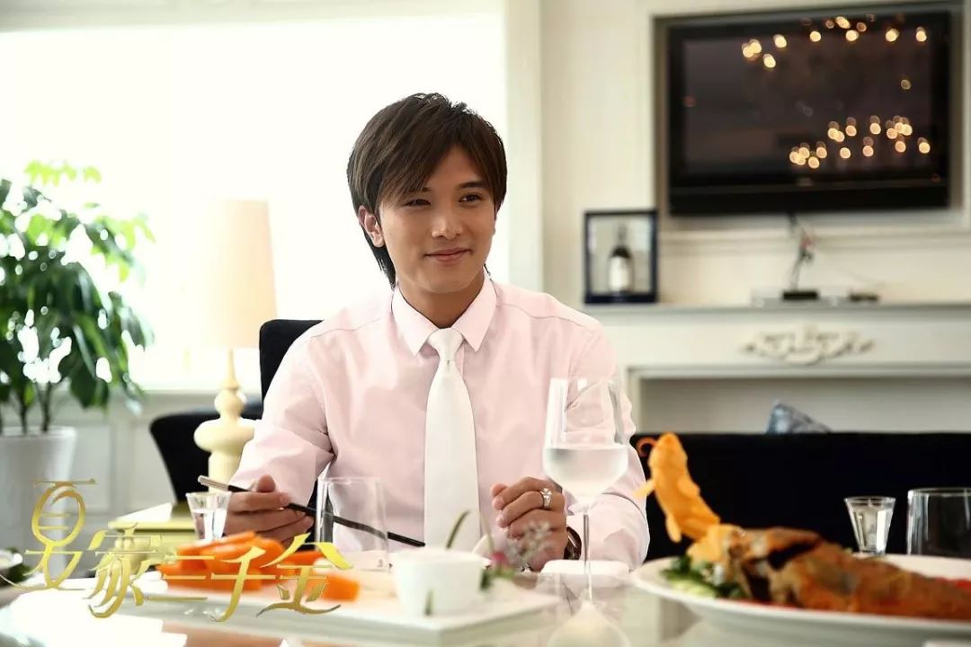 夏家三千金唐嫣完整视频,夏家三千金唐嫣罗晋