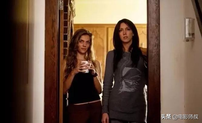 这样舞刀弄枪的长腿女神，你还爱得起么