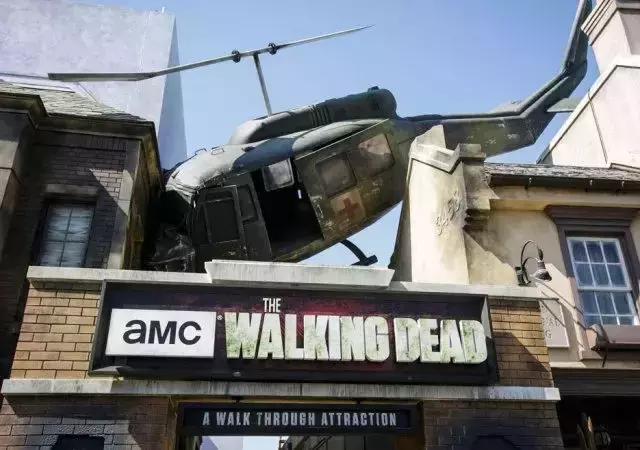 放假了和你爱的人去一次游乐场,一定要和自己爱的人去一次游乐场