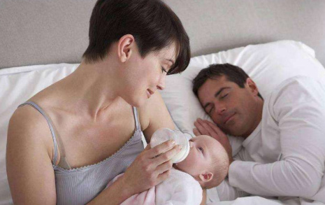 宝宝夏天长湿疹怎么办最快最有效,宝宝一到冬天就长湿疹怎么回事