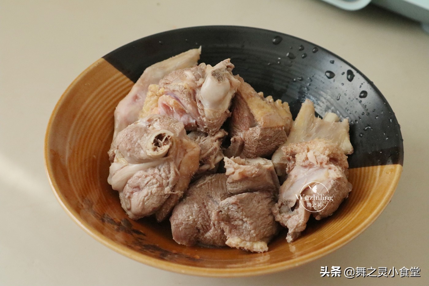 秋天最爱喝这个汤,夏天给家人多煲这道汤简单滋补