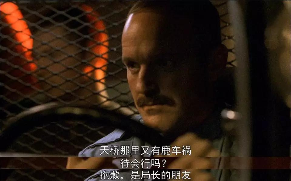 一部被低估的黑色幽默经典电影,一部极具讽刺意味的黑色幽默电影