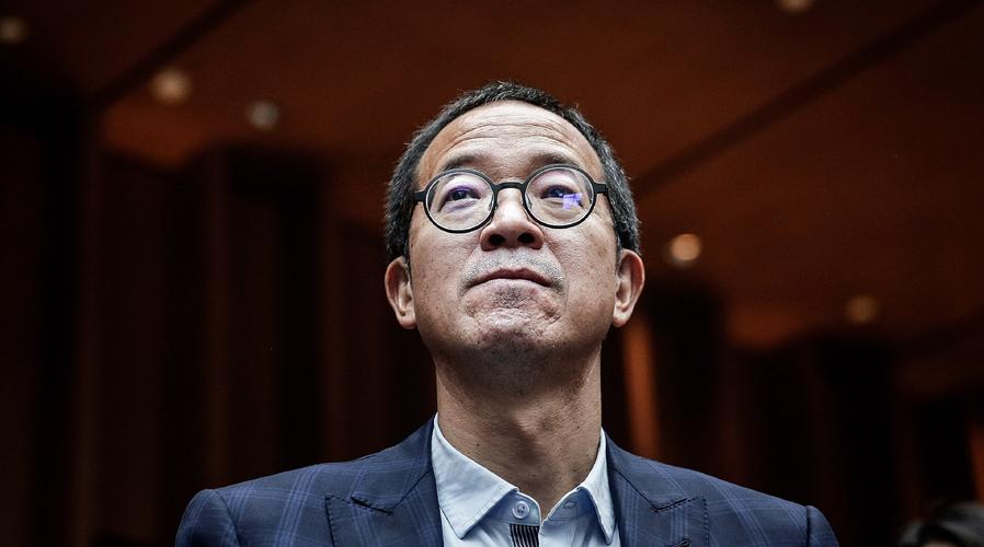 俞敏洪高考失利又求学视频,俞敏洪两次高考落榜