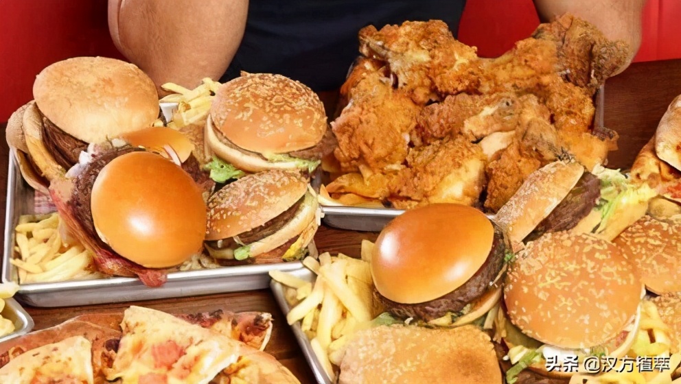 垃圾的正确食用方法,吃垃圾食品其实是人的一种天性