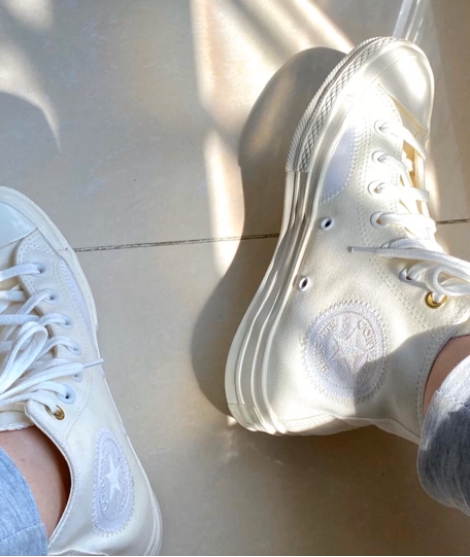 春季一双帆布鞋减龄随性,什么样的帆布鞋百搭又好看