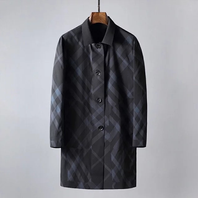 新式巴宝莉夹克外套惊艳亮相,再见波司登巴宝莉轻便夹克