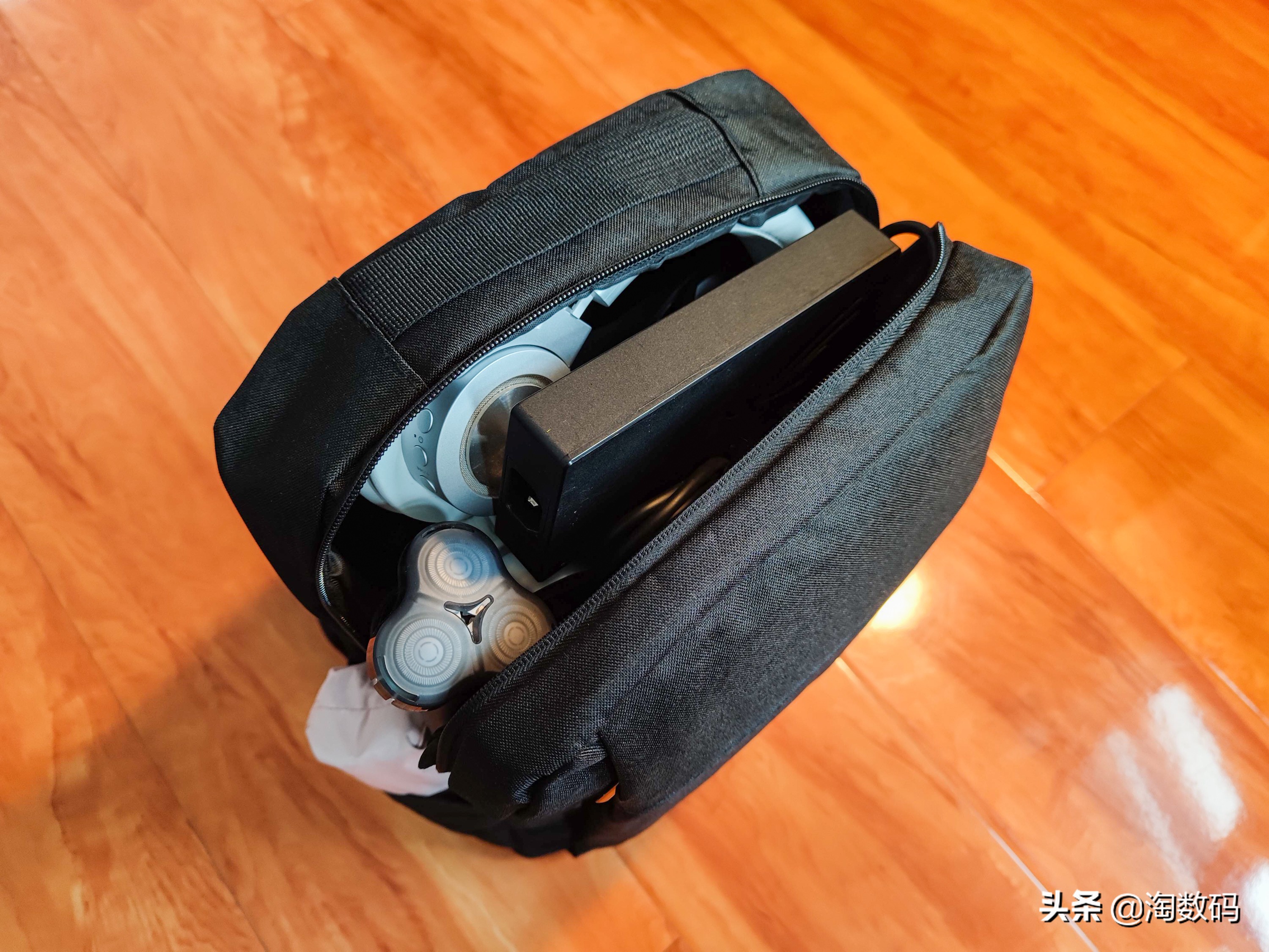 9块9双肩包装载力天花板？廉价国货通勤背包实用性检测+晒单简评