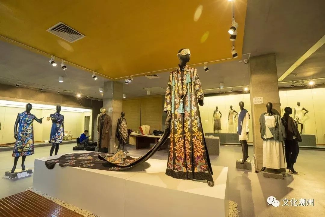 新年元旦迎接活动,新年新气象迎接新的一天