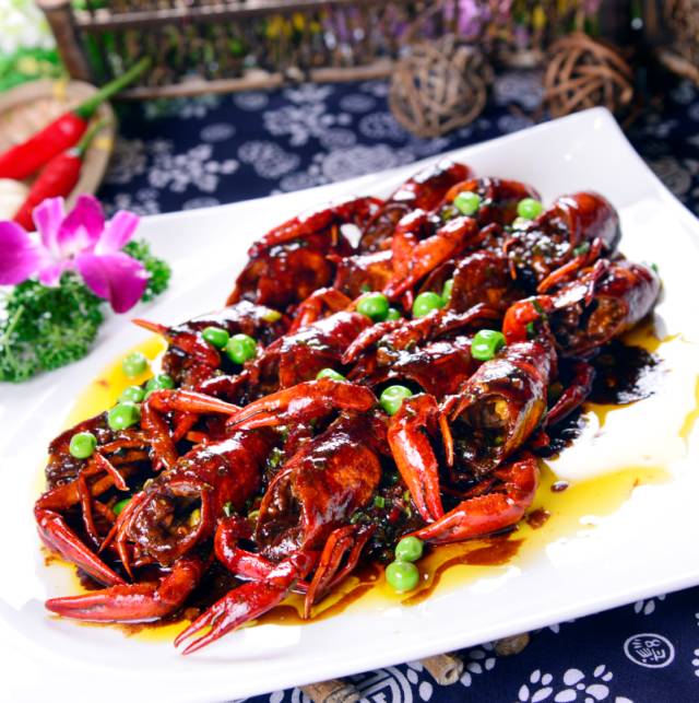 上海适合一个人吃的顶级餐厅,上海本地人最喜欢去的高档餐厅