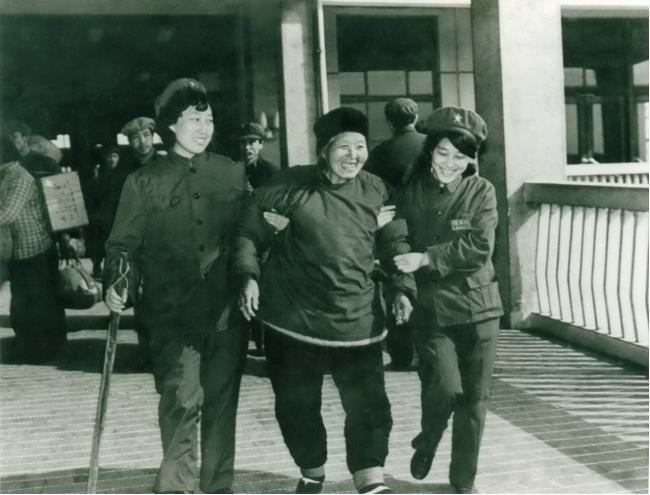 80年代中国人的精神面貌,80年代人们的精神面貌